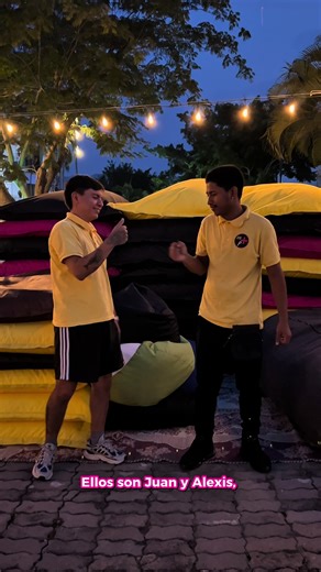 ¿Quieres rentar tu puff y petate? Juan y Alexis te atenderán cuando vayas a #moviepicnicpv