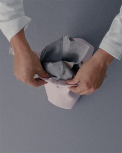 The Dior Bow bag by Jonathan Anderson reinterprets a decorative House code in supple leather. Available now in stores and on.dior.com/dior-bow-bag-26-fb | Dior