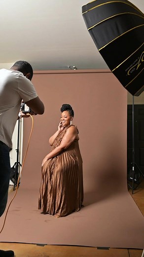 36K views · 470 reactions | Set the scene for perfection with this Coco Brown Seamless Paper! https://www.katebackdrop.com/products/kate-cocoa-brown-seamless-paper-backdrop-for-photography @a_haywoodphoto  Group giveaway is on! Tap the link in bio to join & win. https://www.facebook.com/groups/katebackdrop #KateBackdrop #fyp #photographytips #giveaways #photography #behindthescenes #magicalmoments #seamlesspaper #photographer | Katebackdrop | Facebook