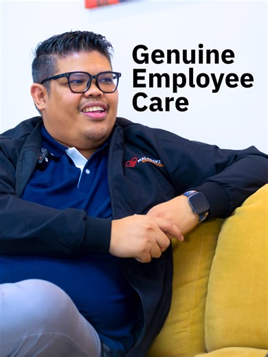 Employee care isn’t just about what you see on paper. 💬 Beyond benefits and compensation, it’s about genuine support, growth opportunities, and making sure every team member feels heard. Watch the full episode here: https://www.tiktok.com/@transcom_worldwide/video/7610642488994417941 #TheAfterShift #TranscomCommits #Transcom