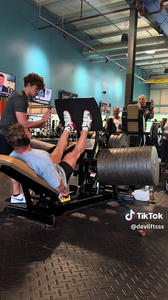 EKKOVISION: Max Out Your Bodybuilding Routine