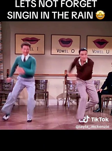 Gene Kelly's Iconic Tap Dance in Singin' in the Rain