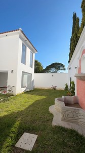 12K views · 5.5K reactions | Hermosa casa ubicada a 18 minutos de la Antigua Guatemala con doble altura y un hermoso jardín tres habitaciones sala comedor cocina dentro de gated Community más información al +(502)4064-5507 #guate #guatemala #usa #estadosunidos #parati #foryou #chapinesenusa | Top Real Estate Antigua | Facebook