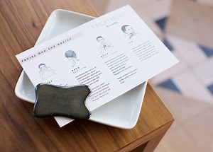 Gua Sha tutorial: jawline & cheekbone sculpting