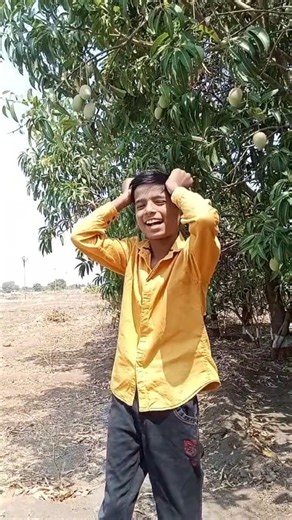 Hi fiyat gadi mazi mhanu ka 🤩🤔 #trending #dance #shorts #marathisong #marathidj #viral #ytshorts #yt