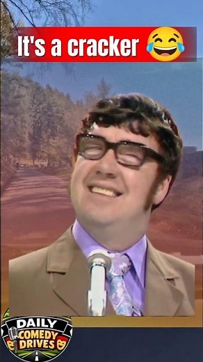 Frank Carson – “It’s a Cracker!” 😂 | Classic Comedy Moment #shorts #comedyshorts