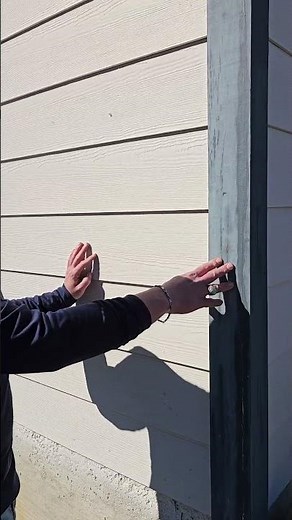 Are you trying to decide between vinyl and Hardie Board?