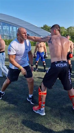 48K views · 1.9K reactions | Self Defense Skills.. | Learn Self Defense | Facebook