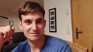 Takage jaha pake skali gue deng orang Jerman pe doi pegang tangan😅😆 | Coklat Susu