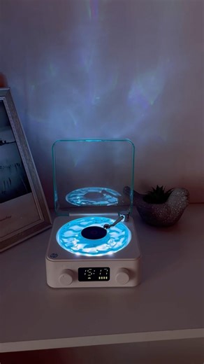 Imagine having this vinyl in you room! #cool #music #speaker #vinyl #unboxing #viralproducts #lamp