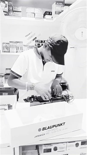 12 inch display me wire fitting