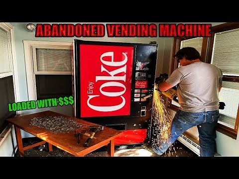 Breaking Into Old Abandoned Coke Vending Machine and We Found An Insane Amount Of Money Inside...