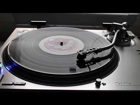 Pink Floyd - Dark Side Of The Moon Vinyl LP (Side 1) (UK A6/B5 Pressing) - Technics 1200G / AT ART9