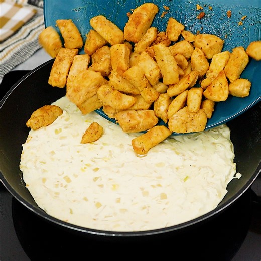 I've never seen such a delicious chicken recipe! Easy, quick and very tasty | Tastes of the World