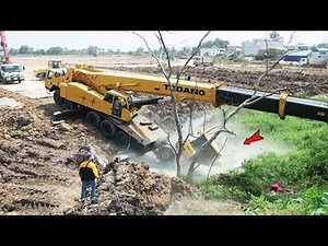 OMG! COLLAPSE! TRUCK DOWN!! Unexpected Land Filling Disaster – Bulldozer Falls Into Water