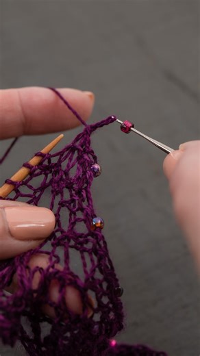 370 reactions · 8 comments | I ❤️❤️❤️ a beaded lace bind-off! Don't you? You can easily finish off any lace shawl with a little bling! I just posted a video on my YT channel showing you this bind off in all its glorious detail! Check it out! Maybe you have a project on your needles that needs this happy ending 藍! #knit #knittip #knittingwithbeads #knittingteacher #knitting #laceknitting #laceismylovelanguage #nelkindesigns | Laura Nelkin Designs | Facebook