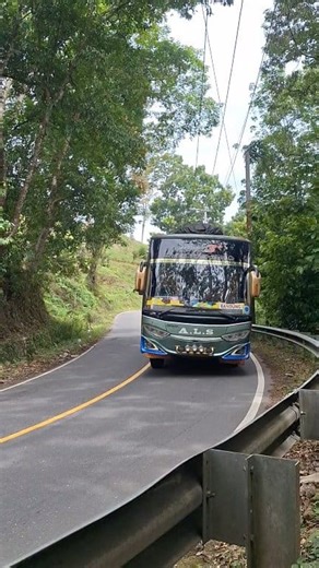 Bus ALS 190 Medan Bandung | Sori Gunawan