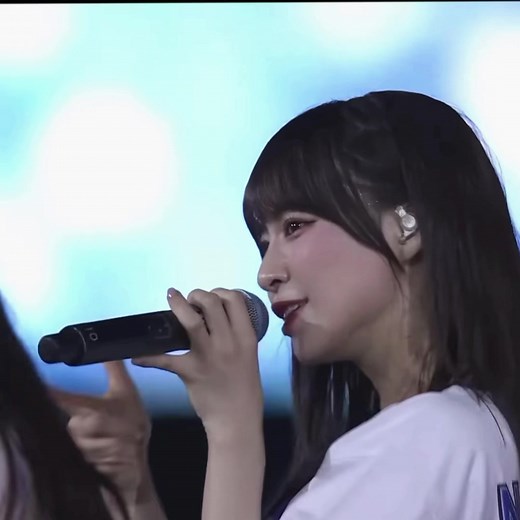冨田菜々風 ロング復帰でビジュアル爆発｜ノイミー最新注目シーン