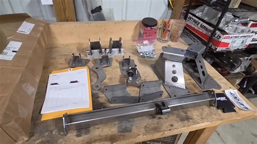 Unbox the C4 Corvette rear end assembly kit from Flat Out Engineering for the 1956 Chevy Pickup #chevytruck, #taskforcetruck , #1956chevy , #flatoutengineering , #c4corvette