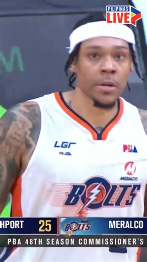 585K views · 2.7K reactions | MAN DOWN!  Zach Lofton makes John Amores touch Earth! 略 #PBASeason48 #PBAAngatAngLaban | One Sports | Facebook