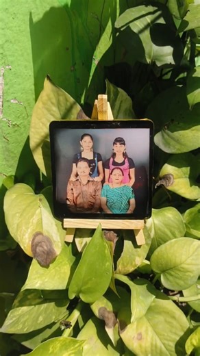 Turning Ordinary Photos Into Resin Masterpieces 👌 #diy #resin #crafts