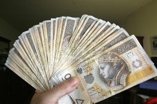 Chcesz zarabiać 10 tys. złotych? W tych zawodach to standard
