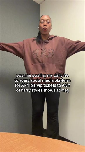 please someone HELP ME. SELL ME TICKETS #harrystyles #onedirection #loveontour #harryween #msg