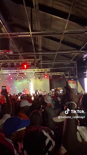 #fyp #emtee #bighustle #onemanshow #emteethehustler #emteerecords #2025