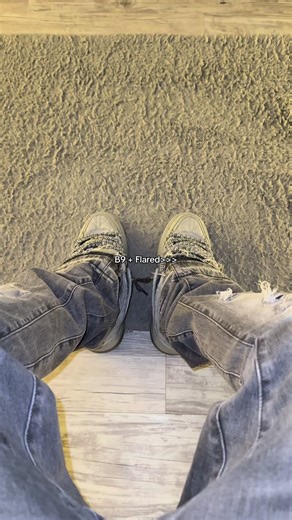 Flared Jeans Outfit Inspiration for Stylish Looks