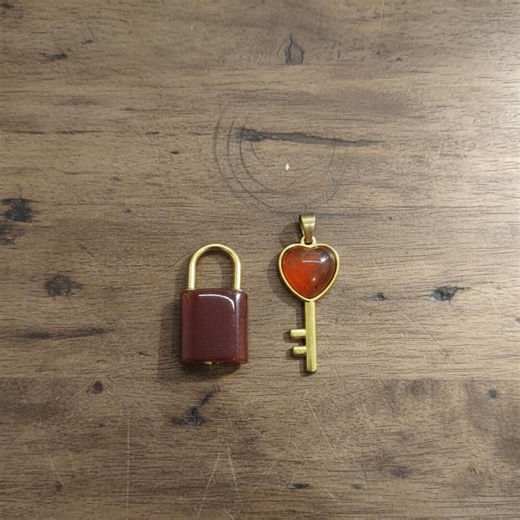 Buy Premium Carnelian Lock & Key Necklace Set, Gold Padlock and Heart Key Pendants, Matching Necklaces for Couples, Anniversary Gift Jewellery Online in India - Etsy