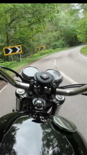 Relaxing Motorcycle Ride Through Hampshire