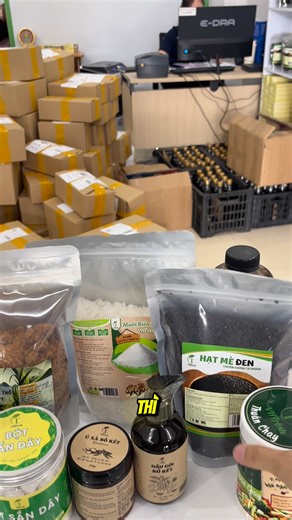 45K views · 1.2K reactions | Ngưng các sản phẩm “Hoá Chất” thay bằng từ nhiên mọi người nhé ✅. #phamquanchualanh #chualanhtunhien #SucKhoe #daugoithaoduoc #giavinauan | Phạm Quân Chữa Lành | Facebook