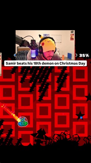 Conquering the Death Moon Level in Geometry Dash