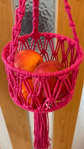 Learn how to make this cute little macrame basket in my workshop. DM to book your slots. Available for online classes also 🙌 . . #macrame #hsinchu #macramebasket #手工藝 #手作 #手工編織 #家居擺設 | Crafty_bodhi
