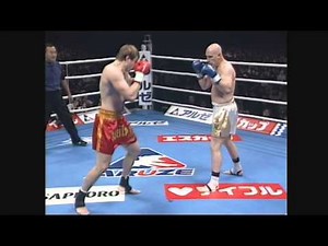 マイク・ベルナルド ＶＳ アレクセイ・イグナショフ