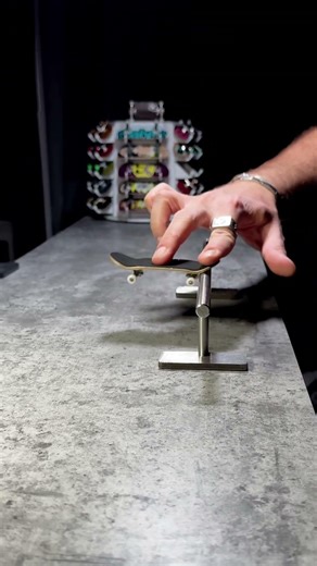 NEW CLEAN COMBO ON PRETE. #fingerboard #fingerboarding #techdeck #asmr