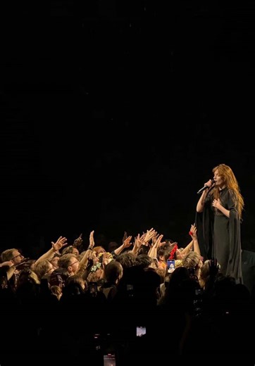 Florence and the Machine Live in Sheffield Arena