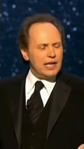 Johnny Depp (nominee) Gets a Shout Out From Host Billy Crystal at the 2004 Academy Awards