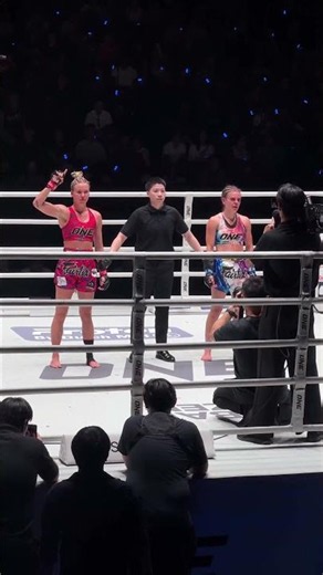 🇬🇧 Mia Trevorrow defeats 🇮🇹 Magdalena Pircher by unanimous decision ✅️