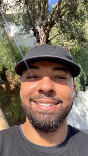 Christian Keyes on Instagram: "Got some work in this morning. A lil 10 piece... See y’all later on our Sunday IG live🙌🏾🔥👑"