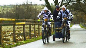 405K views · 1K reactions | Mountain bike chariot racing! Man-verses-horse marathon running! BOG SNORKELING! Llanwrtyd Wells might be the smallest town in the United Kingdom, but the unique sporting events the Welsh village hosts every year means MASSIVE competition abounds. | Great Big Story | Facebook