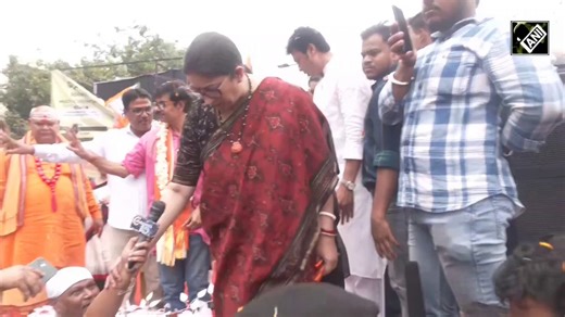 Smriti Irani on TMC workers harassing RG Kar victim's mother-"Today, Ratna Debnath, BJP candidate, is going with me to file her nomination. She has lost her daughter to a heinous crime.It's a shameful thing that TMC's goons not only harass her but also humiliate her.If TMC wanted justice, why didn't they deliver justice to her daughter? Why are TMC people still humiliating this mother today?"