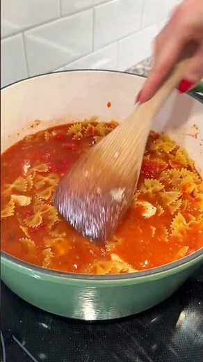 One Pot Chicken Parmesan Pasta