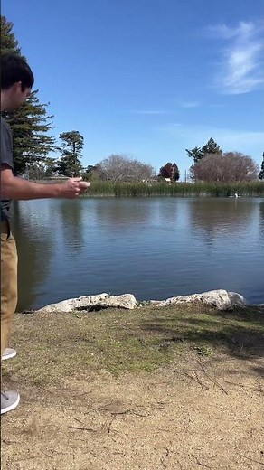 The perfect skimming stone! 🤩😮 - 🎥 rockskippingpro