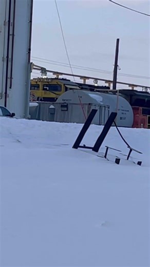 NS 1069 “Virginian” sits at Oakwood #norfolksouthern