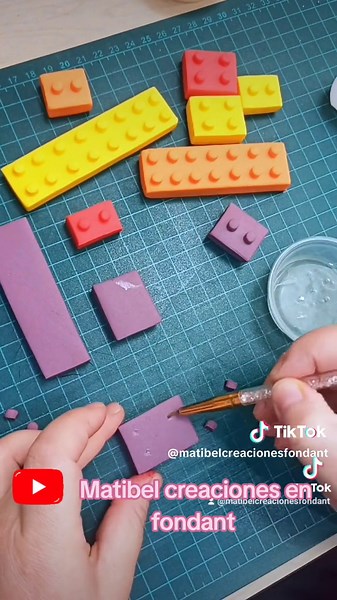 Crea Legos Perfectos con Fondant sin Moldes
