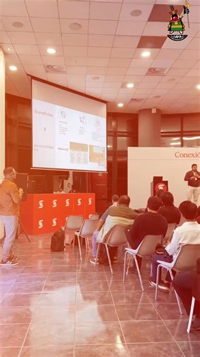2.9K views · 39 reactions | ¡Así vivimos el PerúJUG Meetup! ☕ Un evento lleno de conocimiento, comunidad y mucha pasión por Java. Estos fueron algunos momentos destacados del evento.  #mitocode #mitoreporta #perujug #java #spring | MitoCode | Facebook