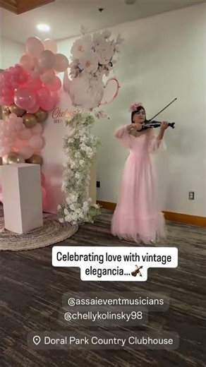 Bridal Shower Violinist #miamiweddings #violin #cocktail #doralflorida #bridalshower #wedding