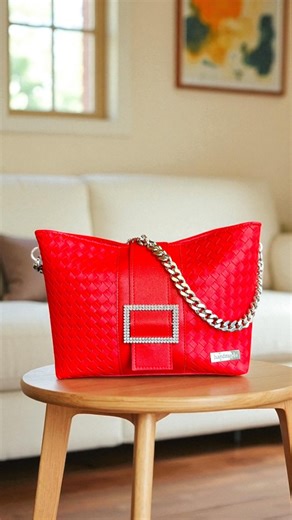 259K views · 6.5K reactions | Crea la tua Borsa Rossa Fai da Te!Sei...