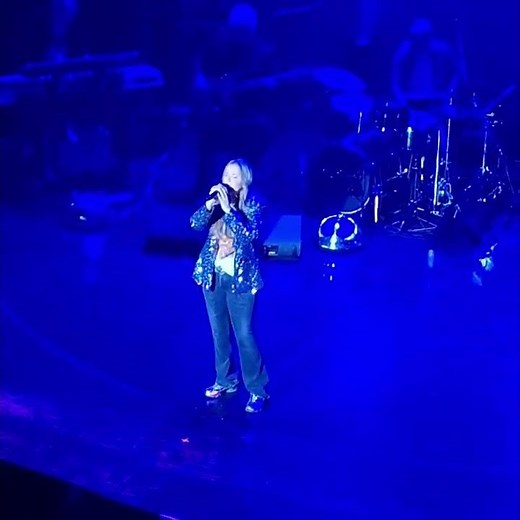 Amour secret - Hélène Rollès (Théatre Marigny 2025.03.07.)❤️ #helenerolles #concert #paris #live